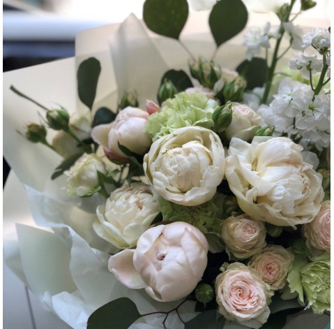 Букет Кремові сни 5 доставка квітів