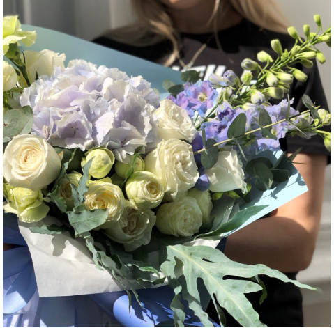 Букет Небесне сяйво 5 доставка квітів