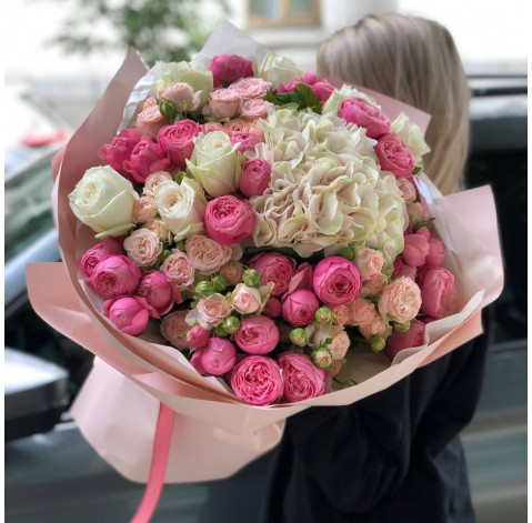 Букет Малиновий зефір 2 доставка квітів