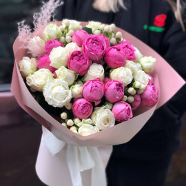 Bouquet Nicole Flower delivery