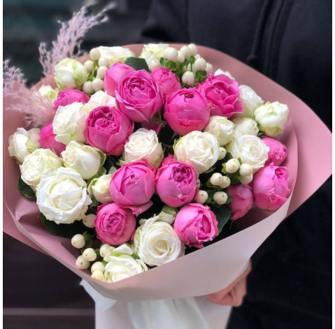 Bouquet Nicole 3 Flower delivery