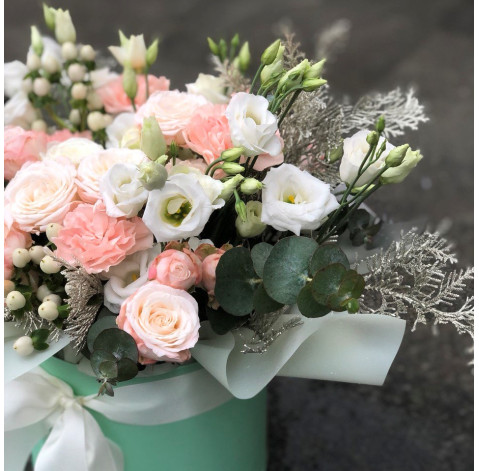 Квіткова композиція Історія кохання 5 доставка квітів