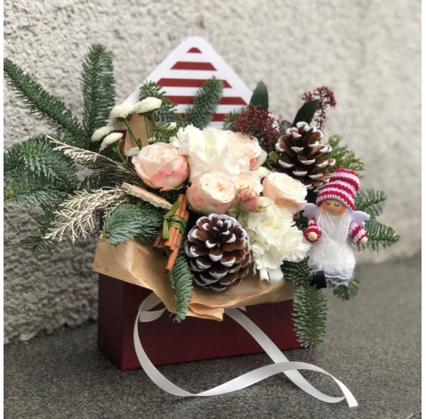 Новорічний конверт Кремовий 3 доставка квітів