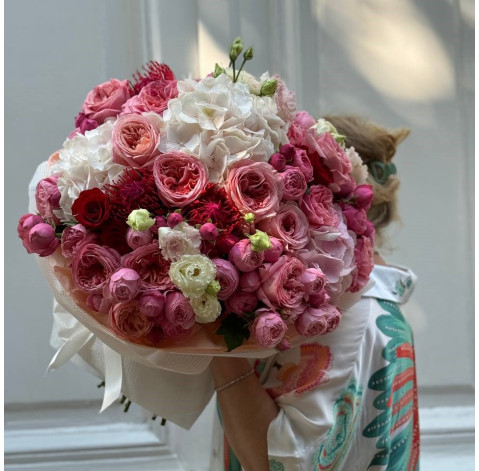 Букет Всесвіт 3 доставка квітів