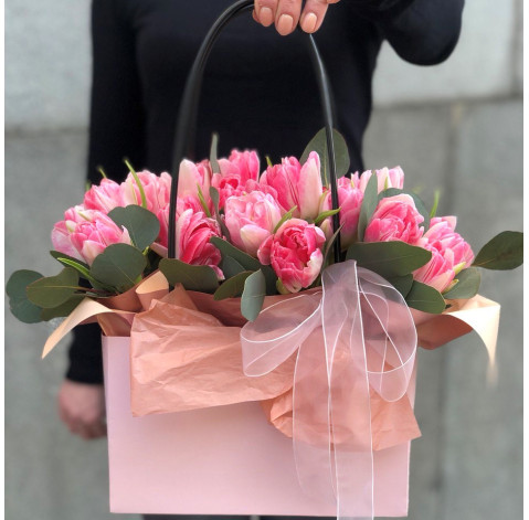 Flower arrangement 21 pink tulip 2 Flower delivery
