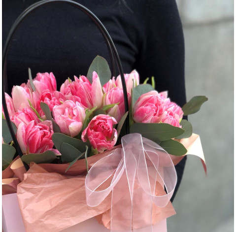Flower arrangement 21 pink tulip 3 Flower delivery