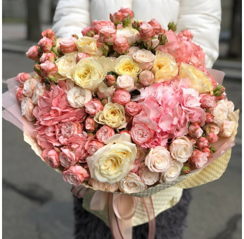 Bouquet Apricot tenderness 1 Flower delivery