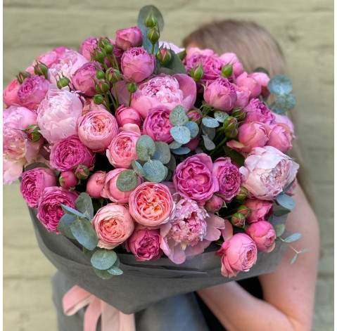 Букет Чарівний 7 доставка квітів