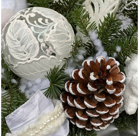 Новорічна композиція Зимова голубка 4 доставка квітів