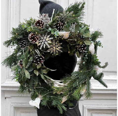 New Year's wreath 1 Flower delivery