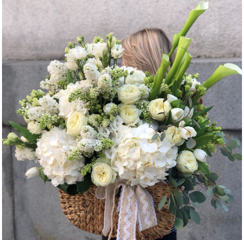 Квіткова композиція Ароматна приємність 2 доставка квітів