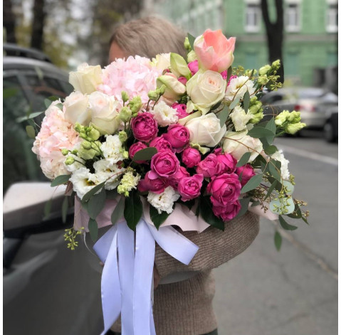 Flower arrangement Warmth of hugs 1 Flower delivery