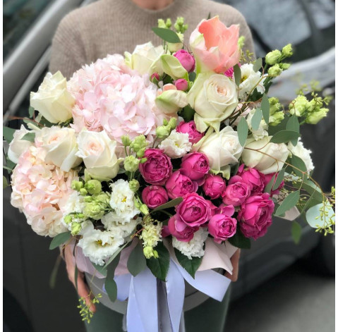 Flower arrangement Warmth of hugs 4 Flower delivery