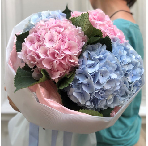 Букет Ніжні гортензії доставка квітів Букет Ніжні гортензії 3 доставка квітів
