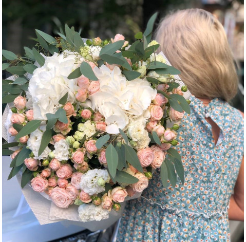 Bouquet Mint Latte 1 Flower delivery