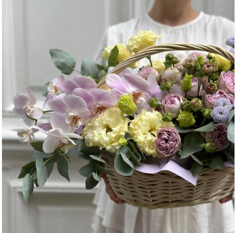 Квіткова композиція Блоссом Дрімс 3 доставка квітів