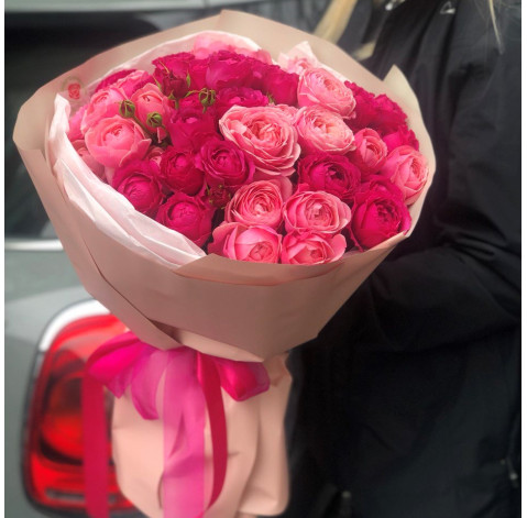 Букет 15 кущових троянд 2 доставка квітів