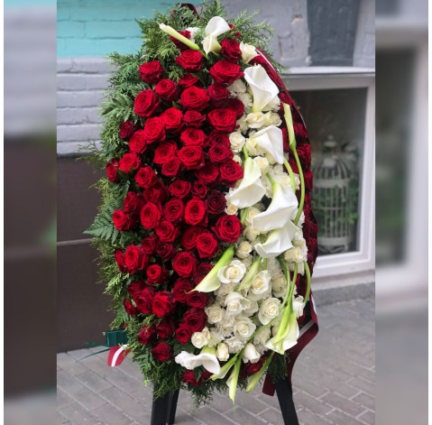 Вінок для покладання червоно-білий 1 доставка квітів