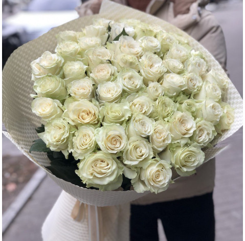 Bouquet 51 roses Mondial 3 Flower delivery