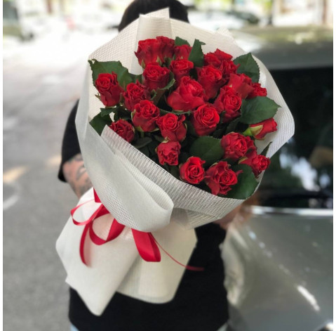 Bouquet of 25 roses El Toro 1 Flower delivery