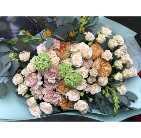 Букет Місячне сяйво 4 доставка квітів