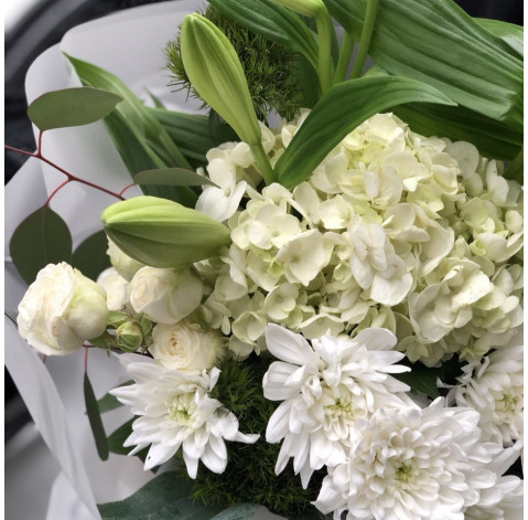 Букет Зелені іскри 4 доставка квітів