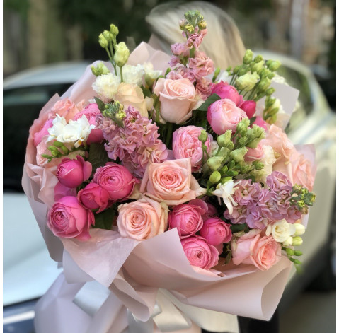 Bouquet Delightful 2 Flower delivery