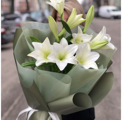 Букет із 5 лілій 2 доставка квітів