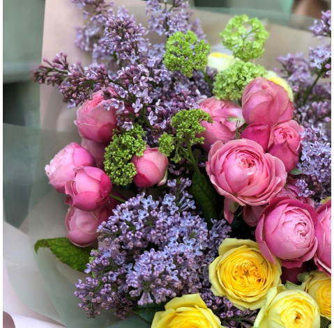 Букет Твоя посмішка 4 доставка квітів