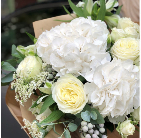 Букет Білий шоколад 3 доставка квітів