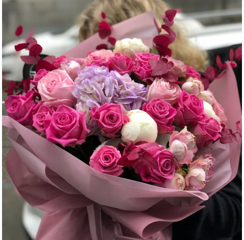 Bouquet Flower Kiss 4 Flower delivery