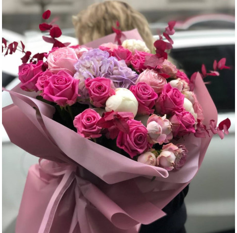 Bouquet Flower Kiss 3 Flower delivery