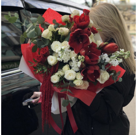 Bouquet Pomegranate 2 Flower delivery