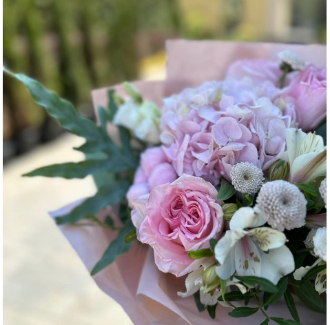 Букет Срібна Ейфорія 4 доставка квітів