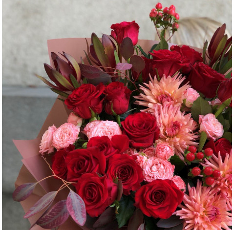 Букет Пристрасне бажання 3 доставка квітів