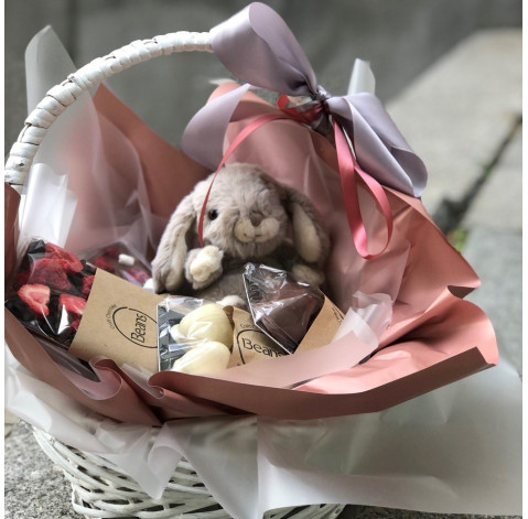 Сhocolate basket 2 Flower delivery