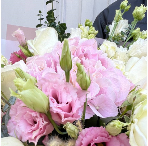 Букет Салют нежности 3 доставка цветов