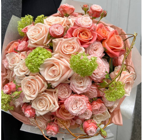 Букет Соковитий персик 2 доставка квітів