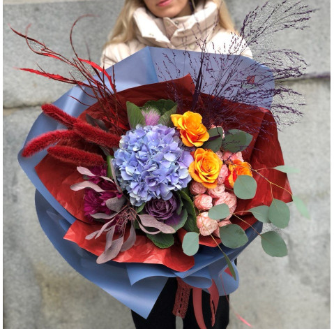 Букет Святковий день 3 доставка квітів