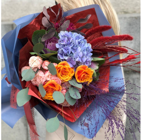 Букет Святковий день 2 доставка квітів