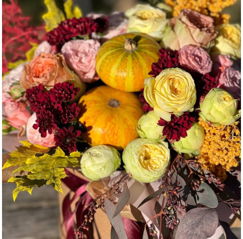 Квіткова композиція Осінній каприз 4 доставка квітів