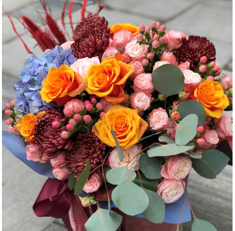 Квіткова композиція Яскрава мить 4 доставка квітів