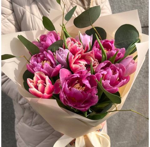 Букет из 11 тюльпанов микс 2 доставка цветов