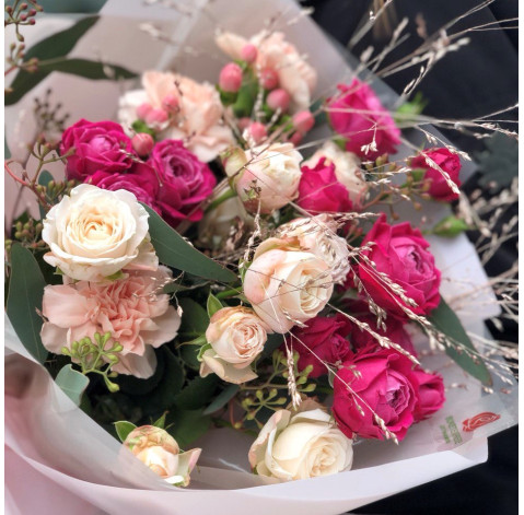 Букет Несподіваний комплімент 3 доставка квітів